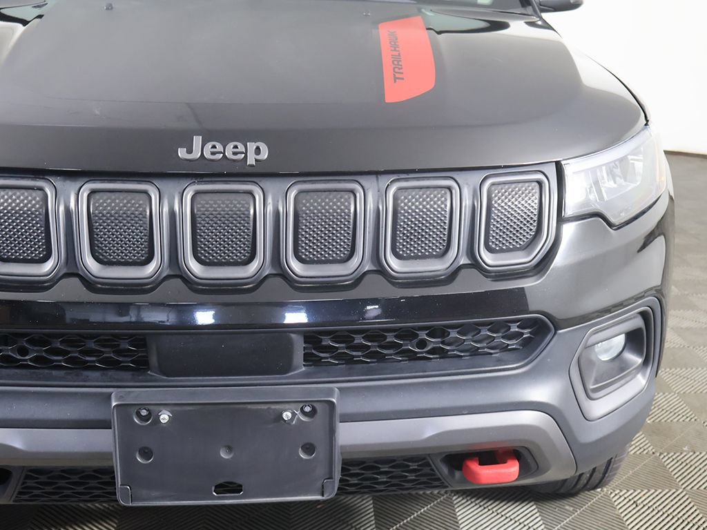Used 2022 Jeep Compass Trailhawk w/ Trailhawk Convenience Group AWD/4WD image 13