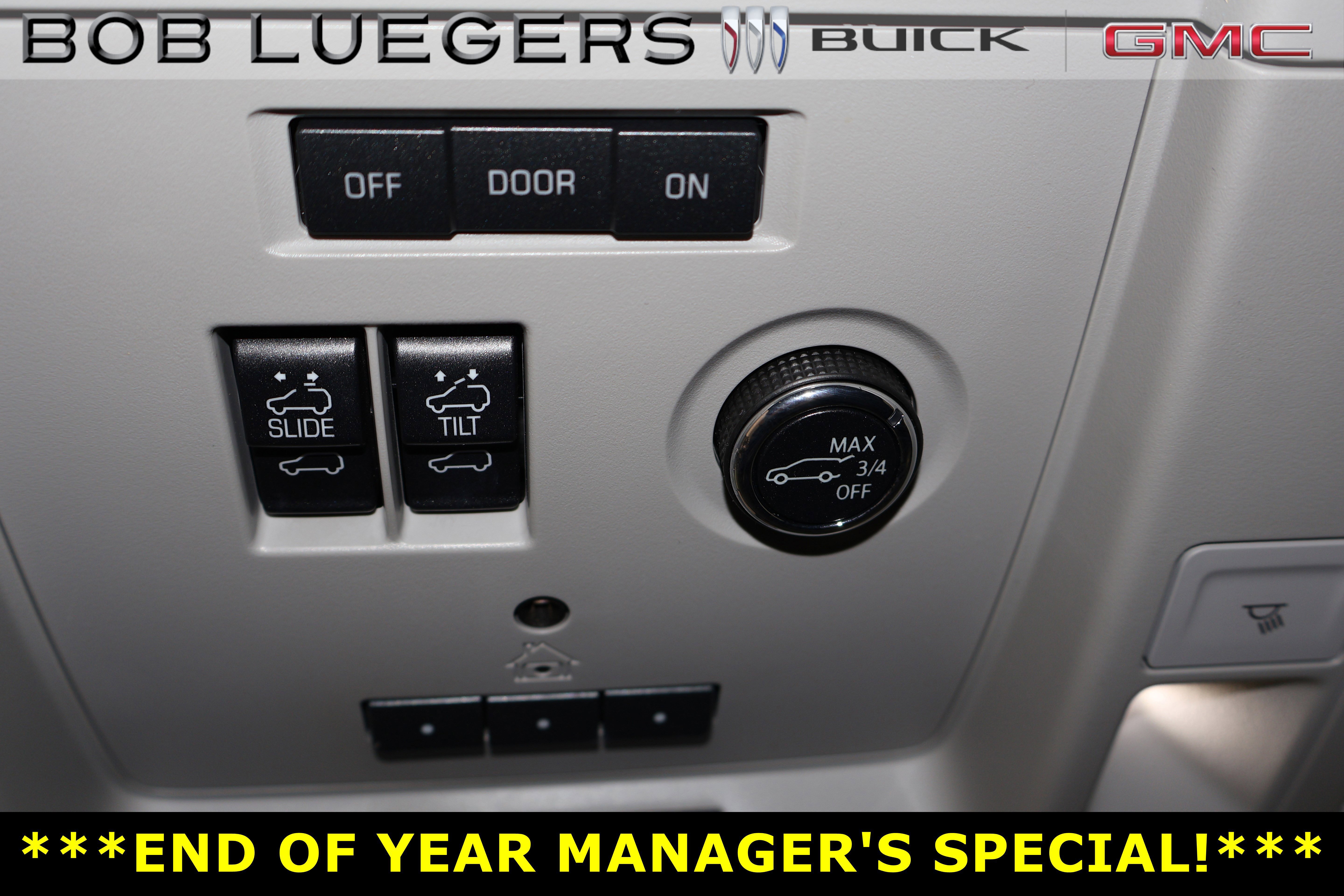 Used 2020 GMC Yukon Denali w/ Open Road Package image 35