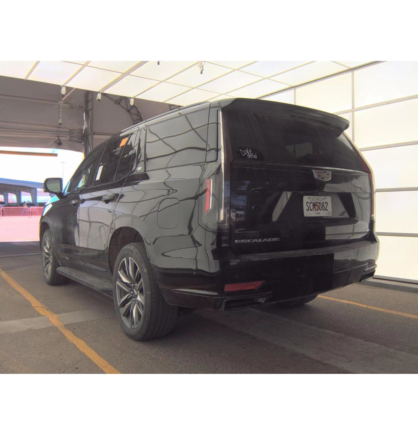 Used 2023 Cadillac Escalade Sport image 15