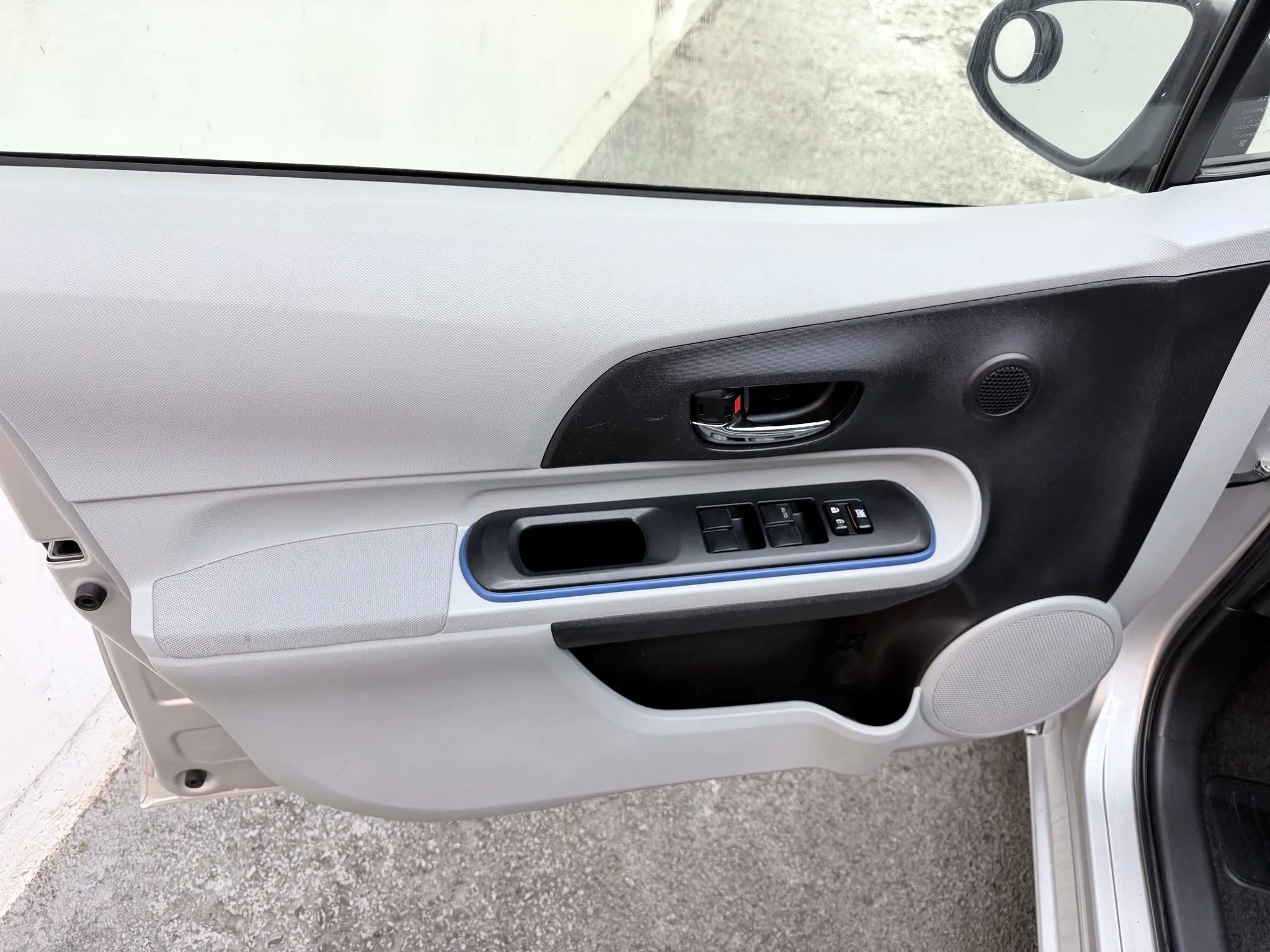 Used 2012 Toyota Prius C Three image 14