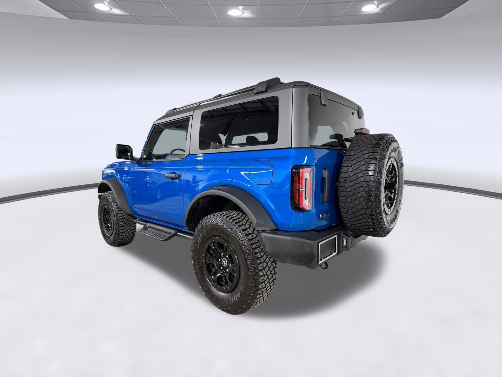 Used 2024 Ford Bronco Wildtrak image 3