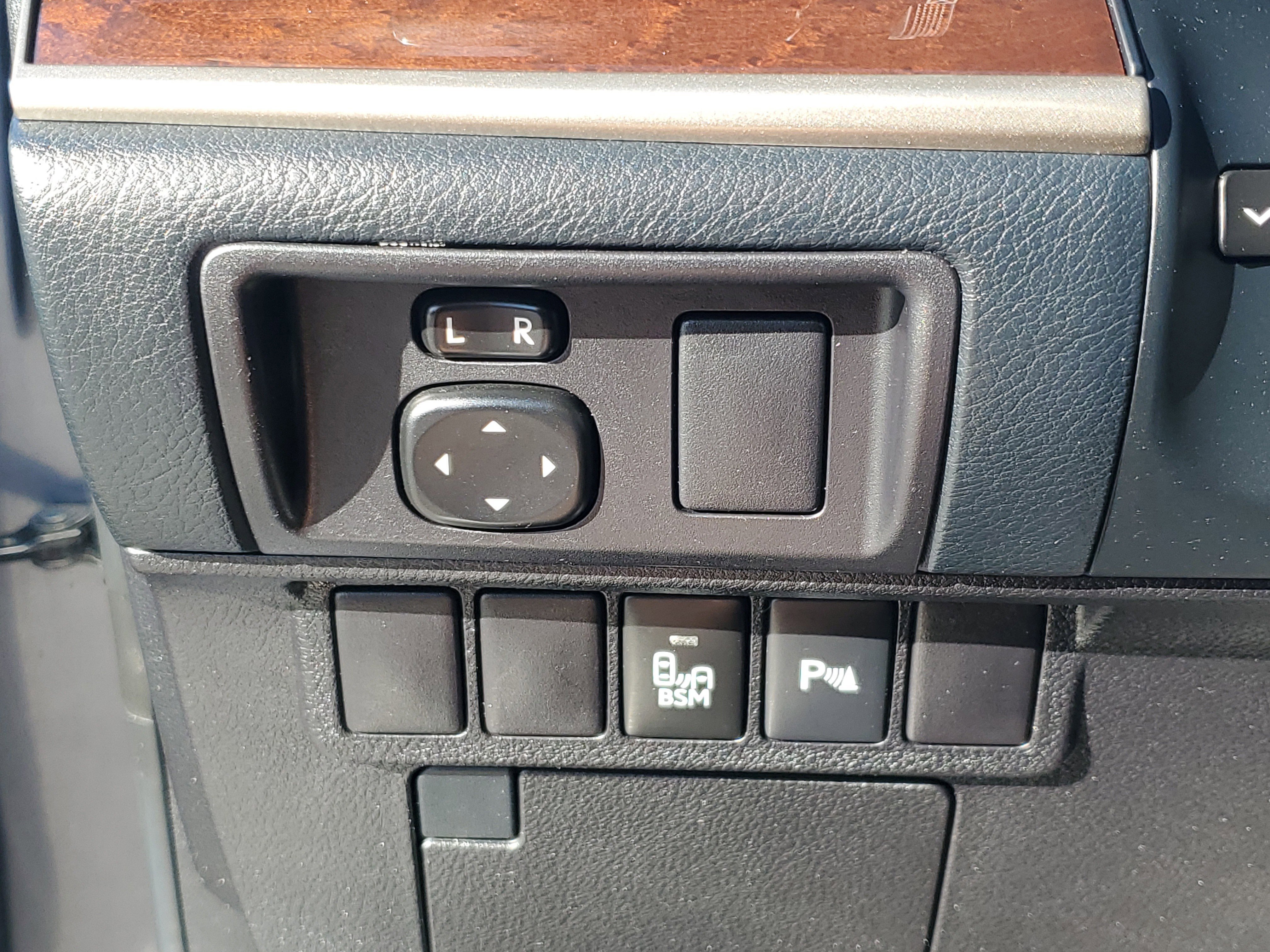 Used 2013 Lexus ES 350 image 25