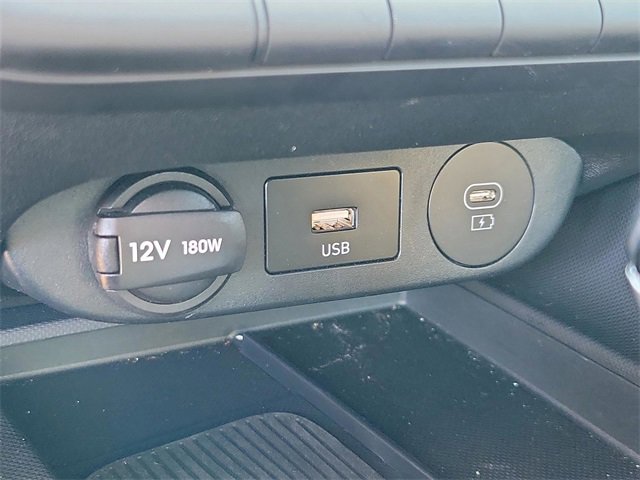 Used 2025 Hyundai Elantra Sport image 27