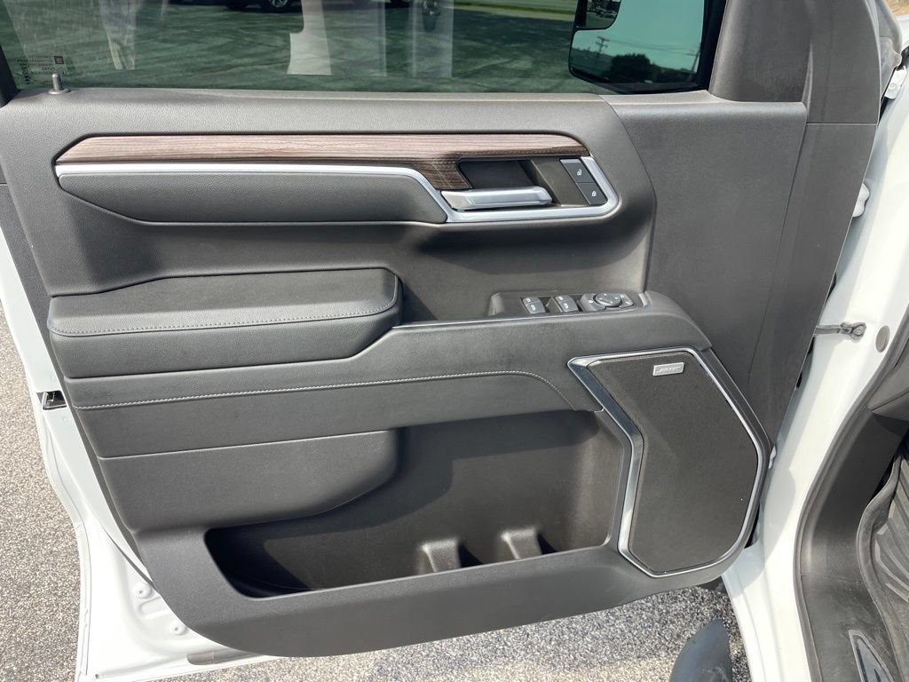 Used 2024 Chevrolet Silverado 1500 RST w/ Convenience Package II AWD/4WD image 9