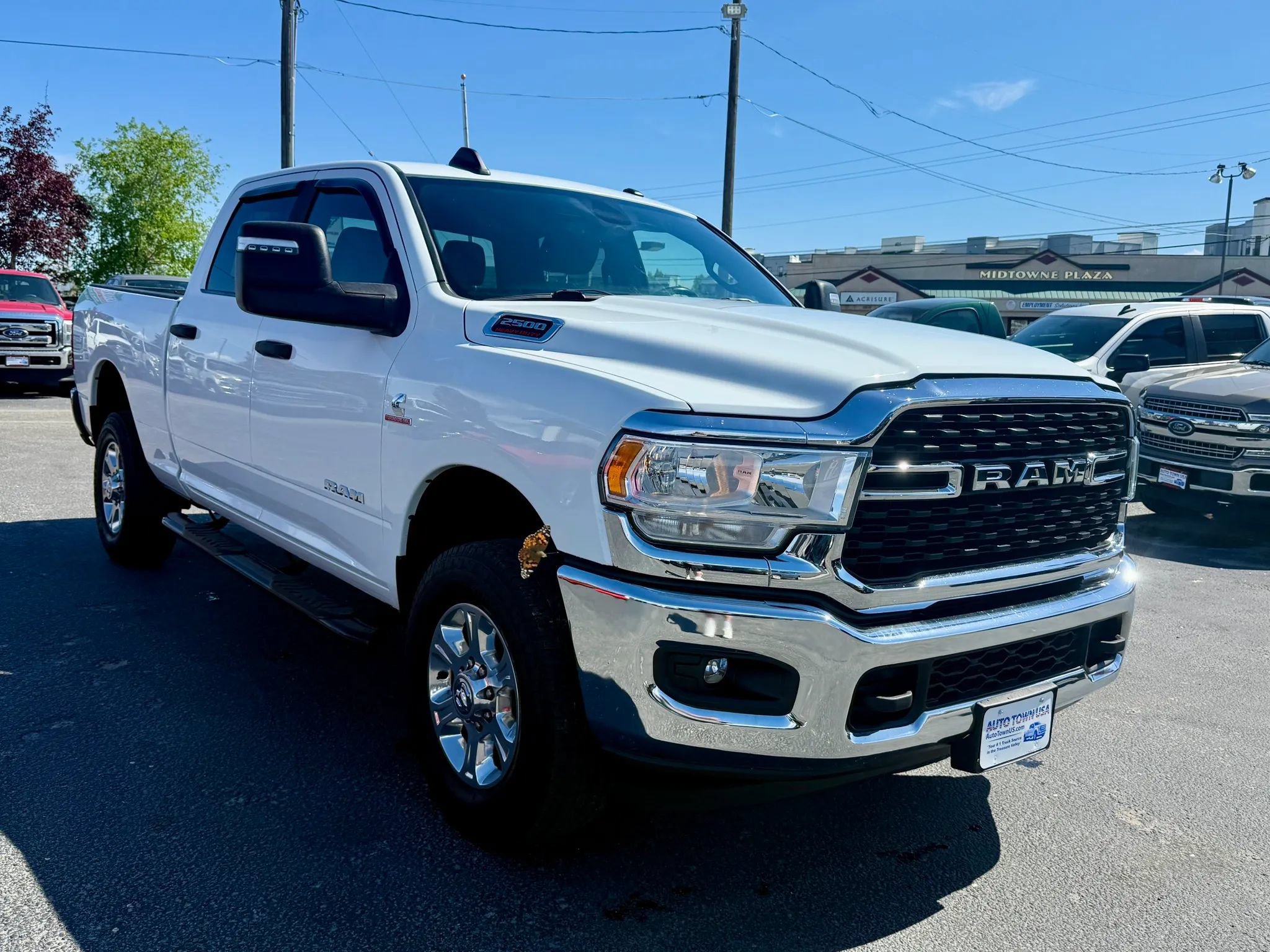 Used 2024 RAM 2500 Big Horn w/ Heated Seats & Wheel Group AWD/4WD image 7
