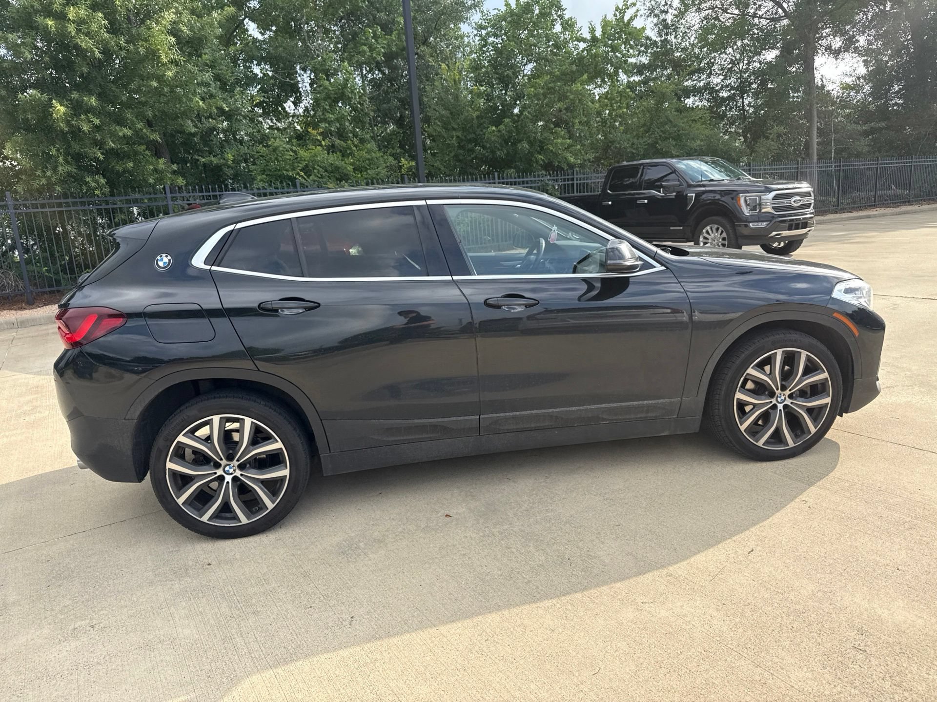 Used 2020 BMW X2 sDrive28i w/ Convenience Package FWD image 3