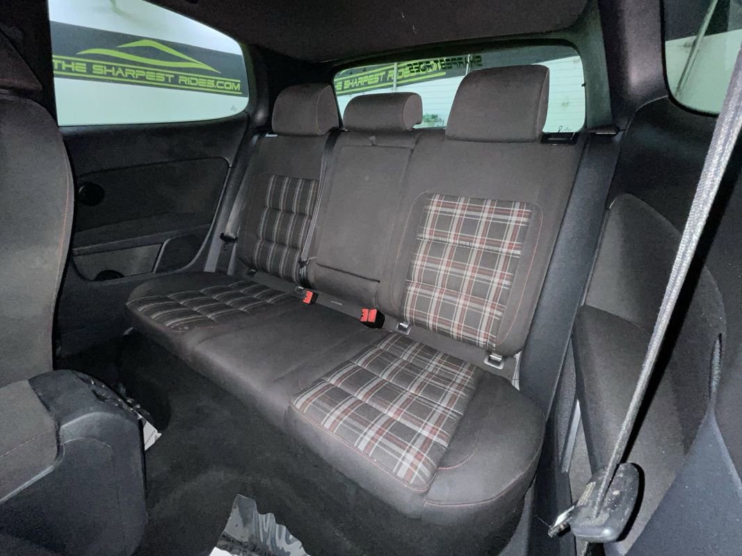 Used 2013 Volkswagen GTI 2-Door image 23