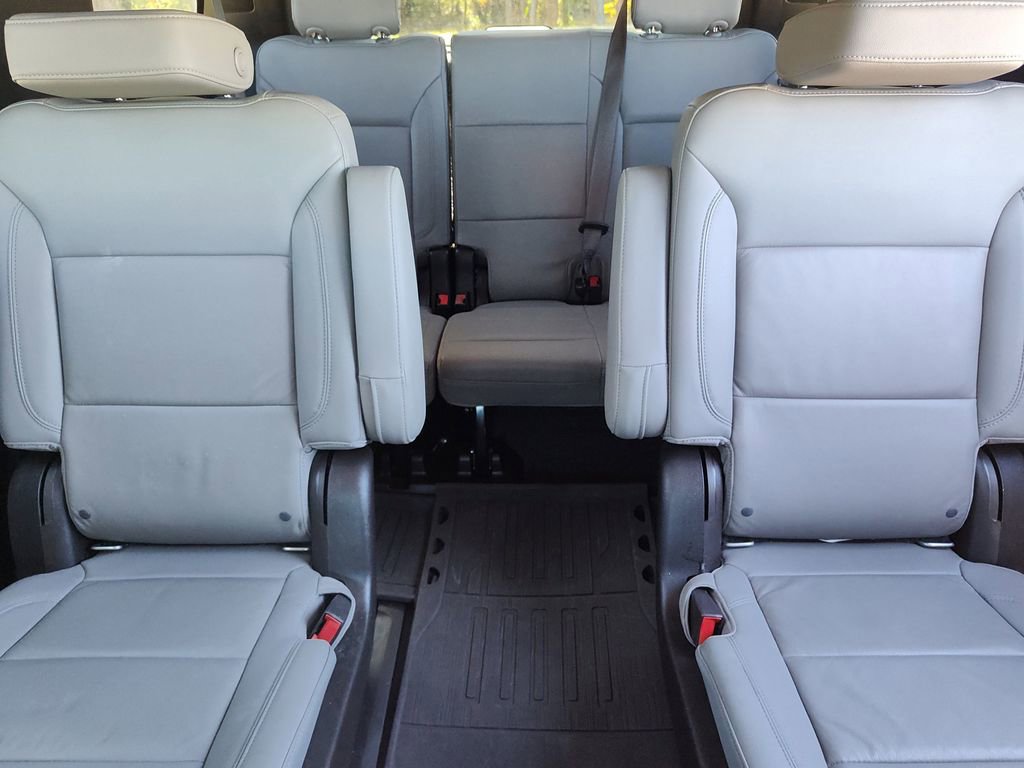 Used 2021 Chevrolet Tahoe LT image 28