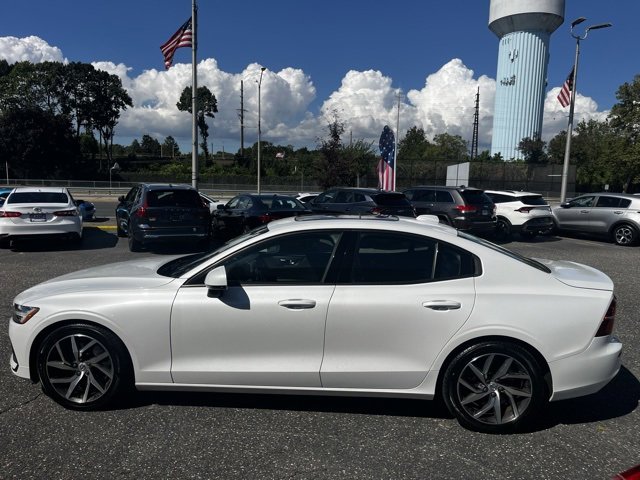 Used 2019 Volvo S60 T6 Momentum image 7