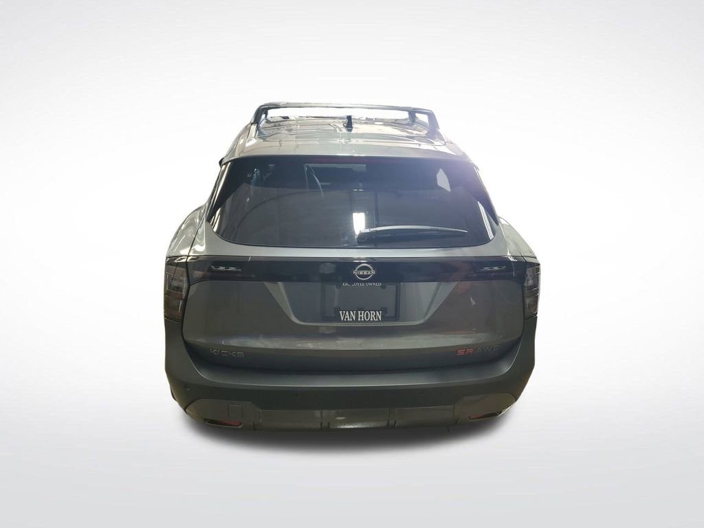 New 2026 Nissan Kicks SR w/ SR Premium Package image 14