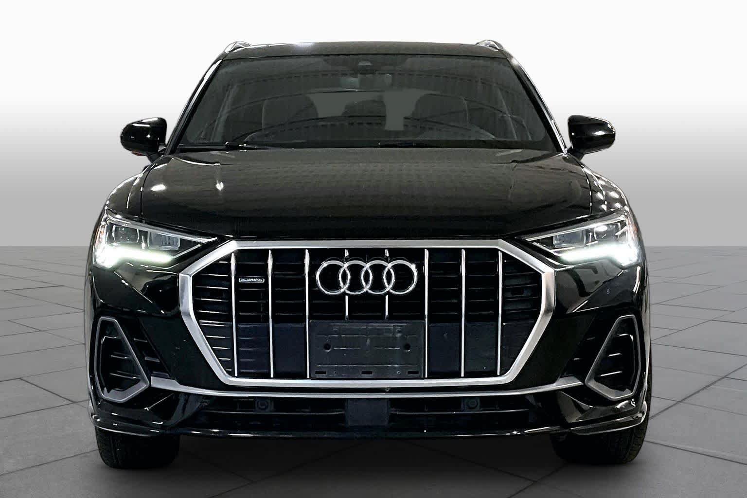 Used 2020 Audi Q3 2.0T Premium Plus w/ Premium Plus Package AWD/4WD image 4