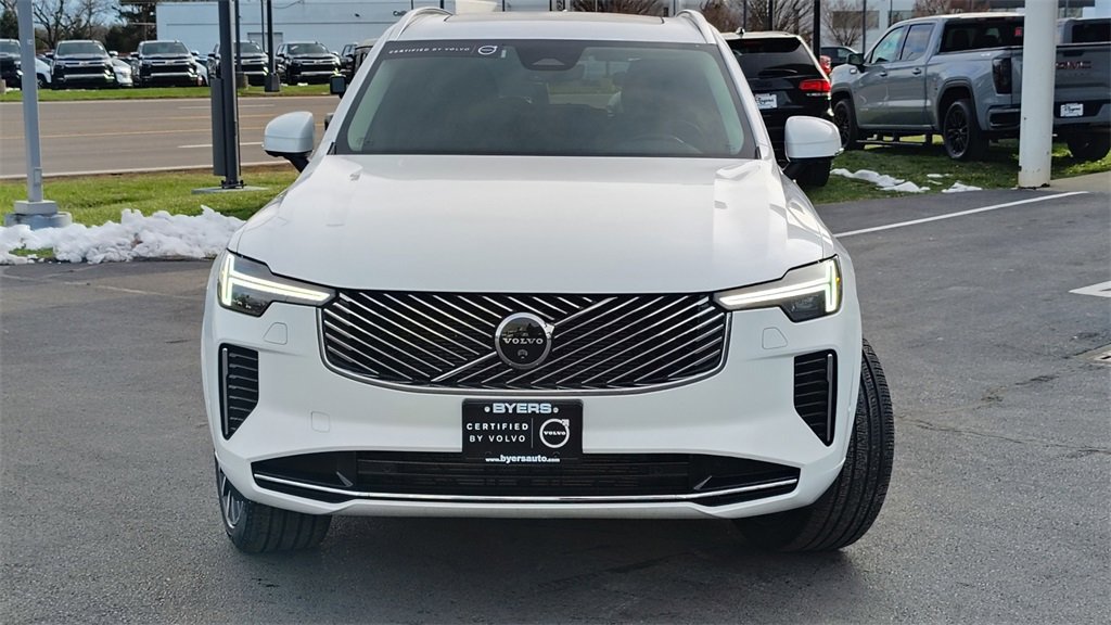 Certified 2025 Volvo XC90 B6 Plus image 35