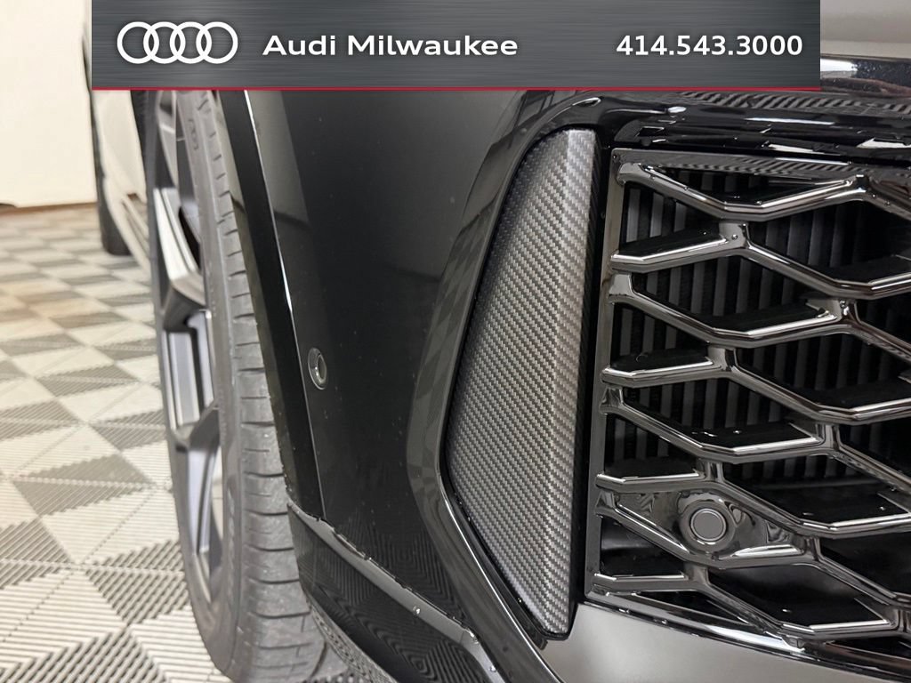 New 2027 Audi RS Q8 performance AWD/4WD image 18