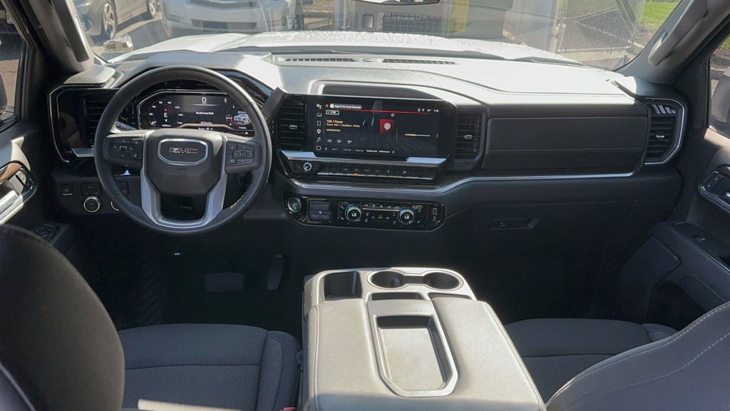 Used 2025 GMC Sierra 1500 Elevation AWD/4WD image 11