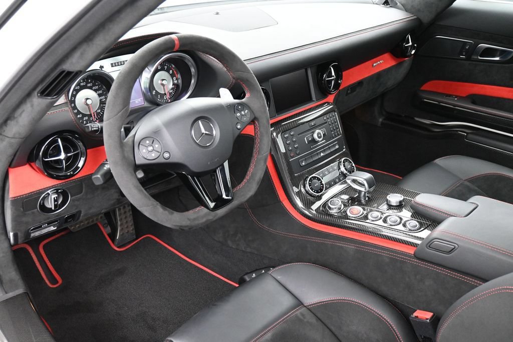 Used 2014 Mercedes-Benz SLS AMG Black Series image 4