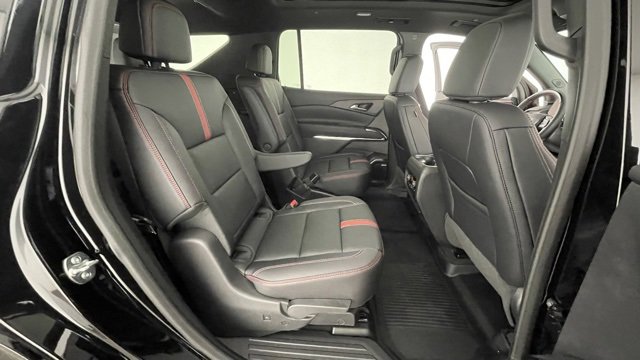 Used 2025 Chevrolet Traverse RS w/ LPO, Floor Liner Package image 51