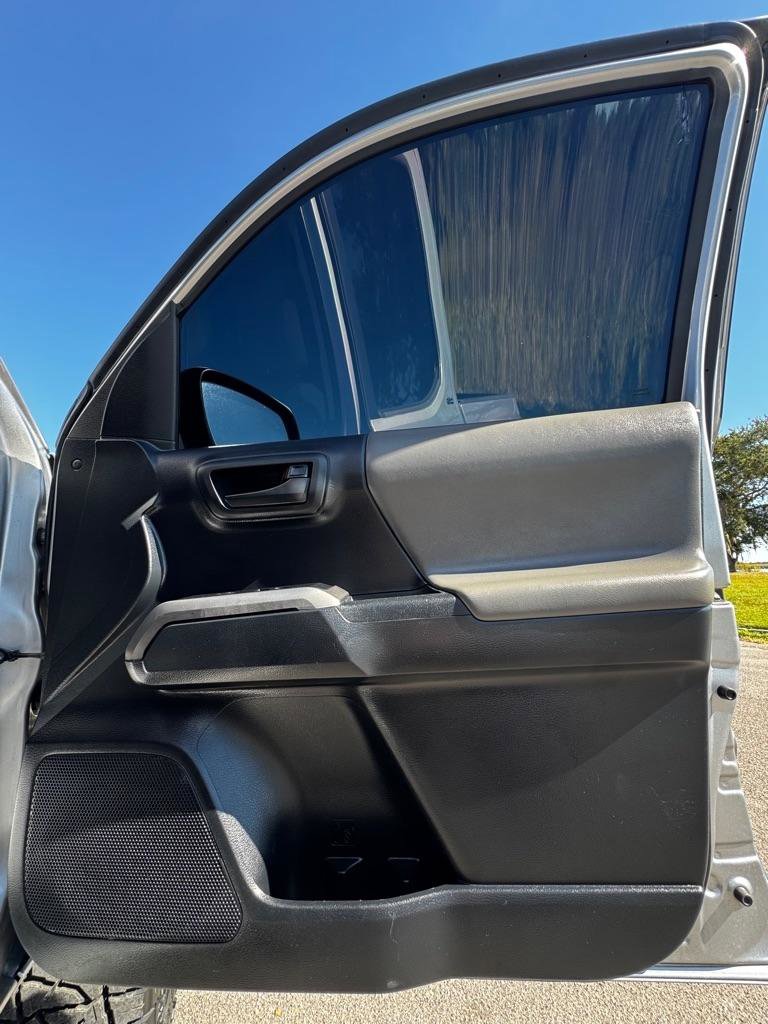 Used 2019 Toyota Tacoma SR5 image 14