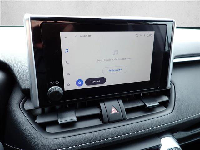 Used 2023 Toyota RAV4 LE image 19