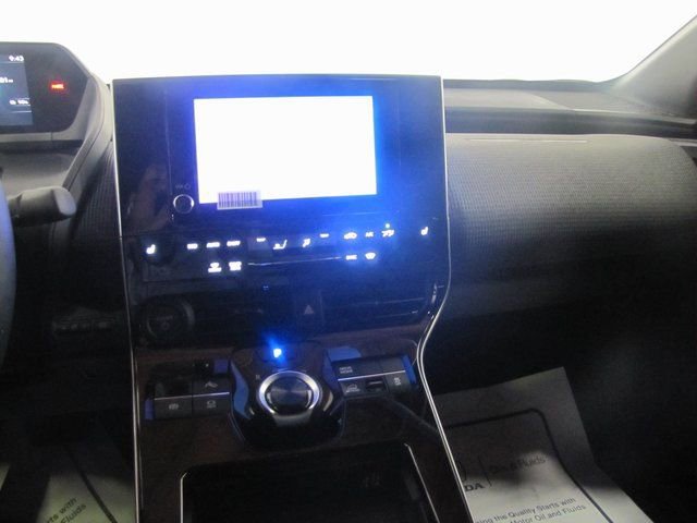 Used 2025 Subaru Solterra Premium image 6