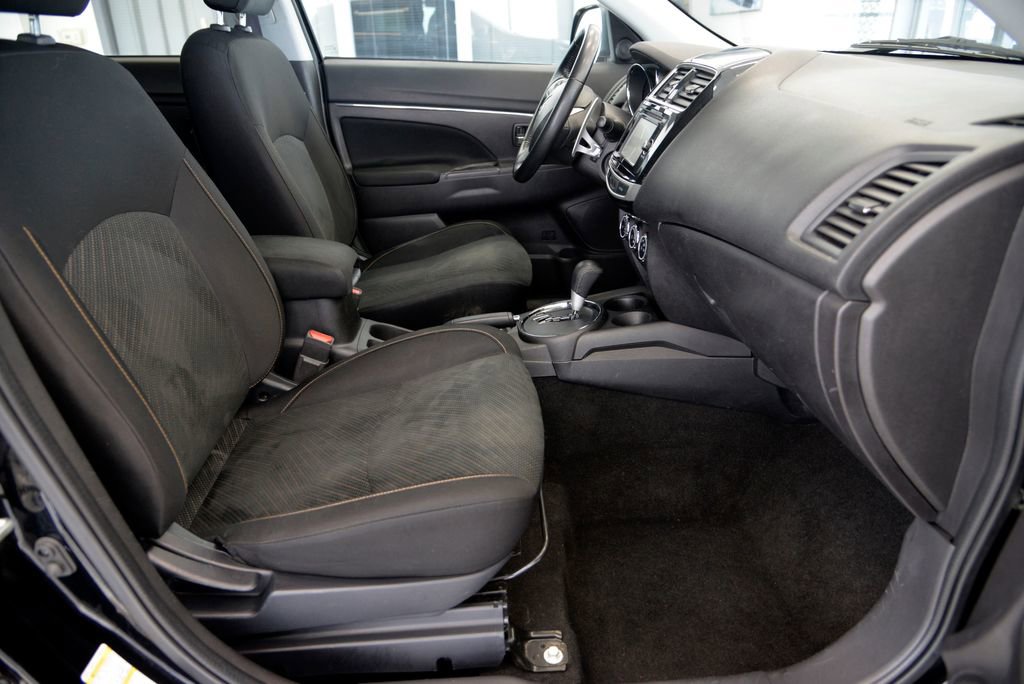 Used 2015 Mitsubishi Outlander Sport SE image 29