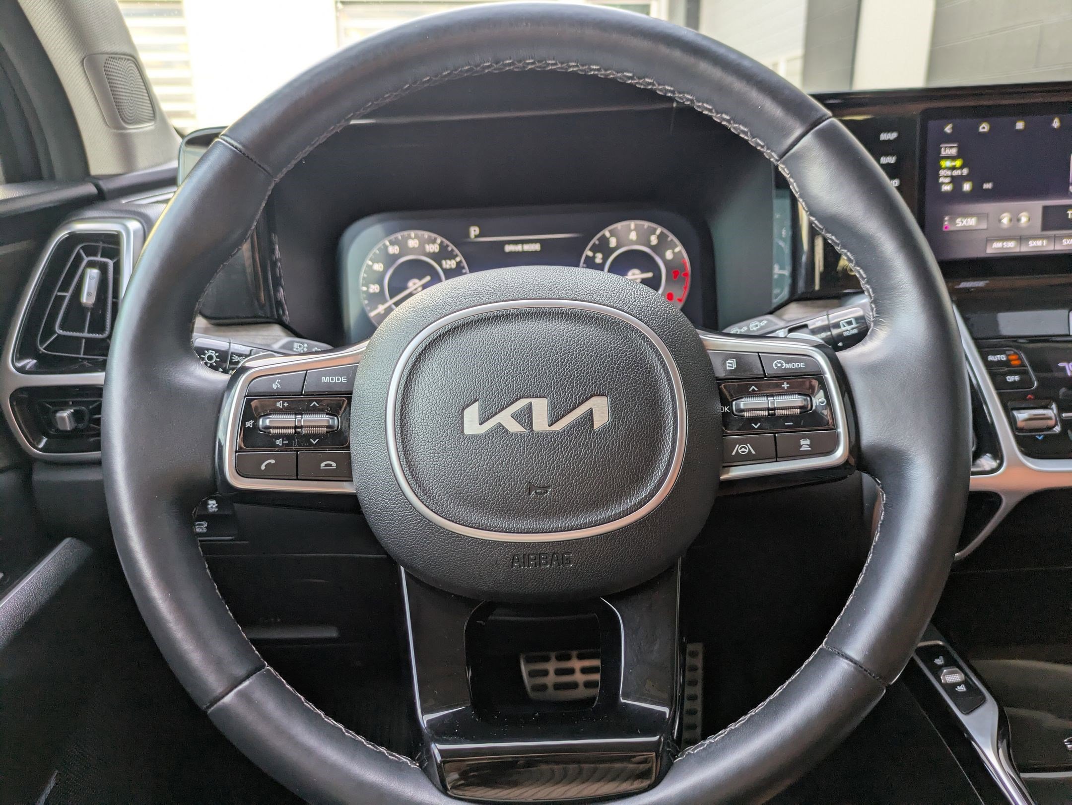 Used 2022 Kia Sorento SX Prestige w/ Rust Color Package image 12