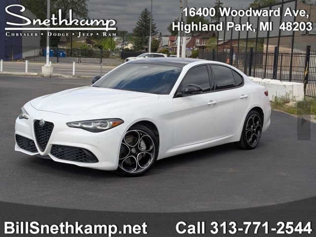 Used 2025 Alfa Romeo Giulia AWD