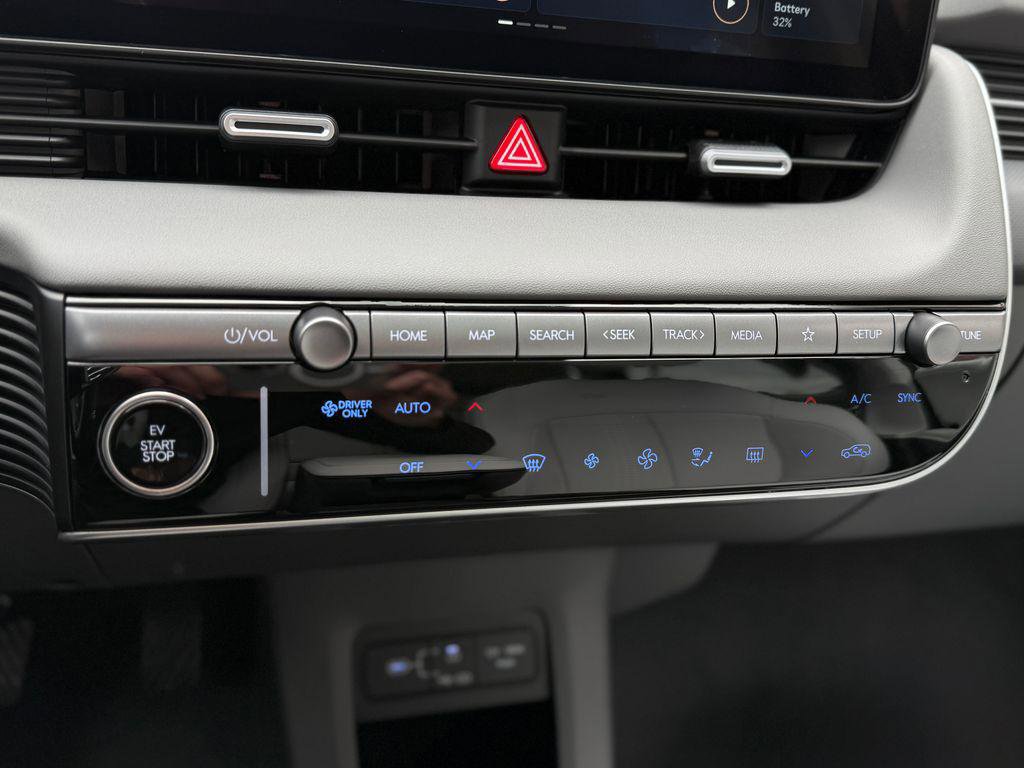 New 2026 Hyundai Ioniq 5 Limited image 17