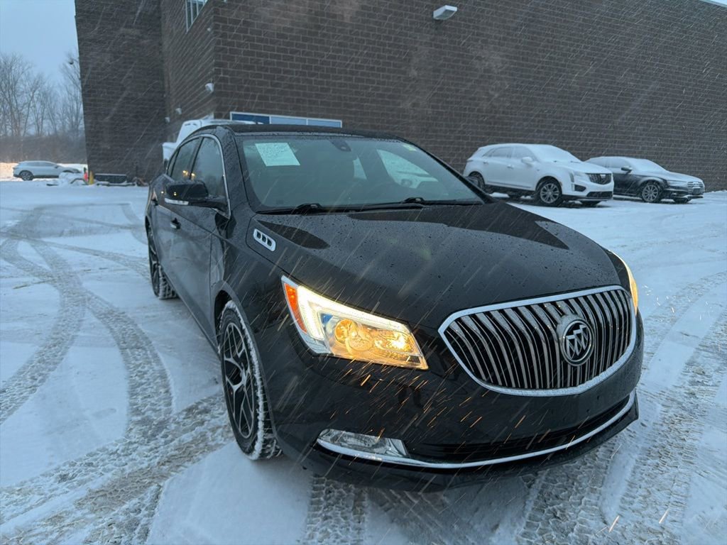 Used 2016 Buick LaCrosse Sport Touring image 2