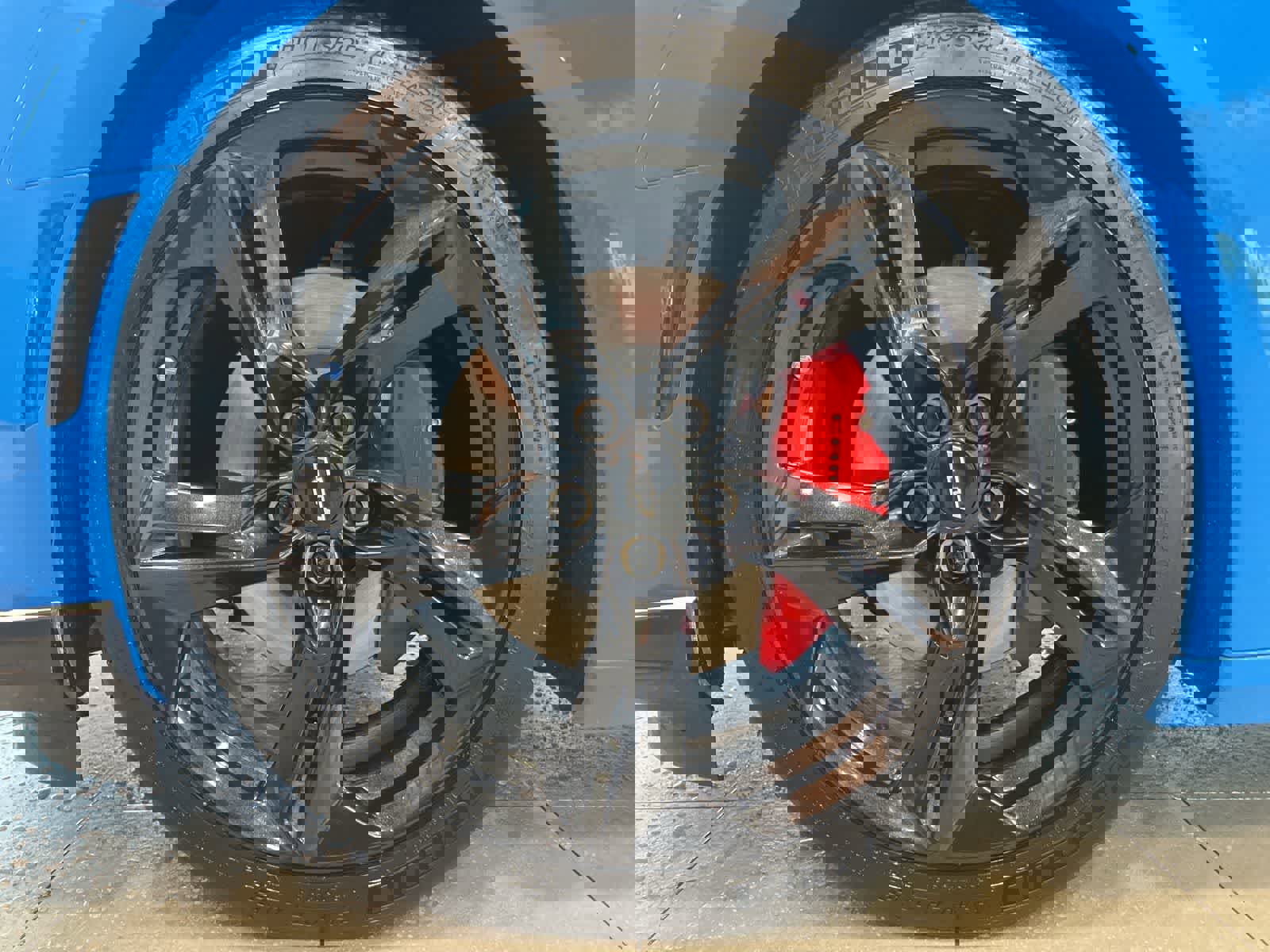 Used 2022 Chevrolet Camaro LT w/ RS Package RWD image 9