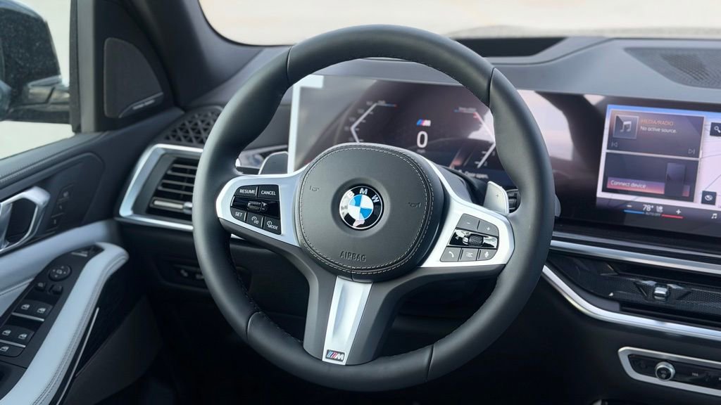 New 2026 BMW X5 xDrive40i w/ M Sport Package image 11