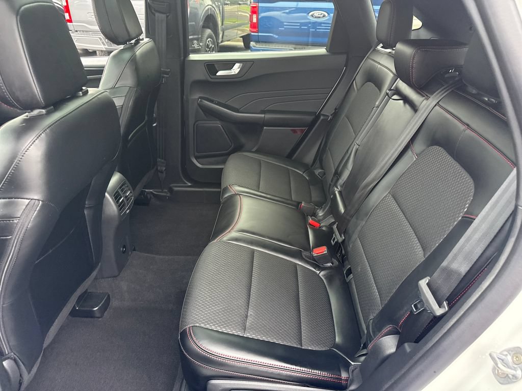 Used 2026 Ford Escape ST-Line Select w/ Tech Pack #1 AWD/4WD image 17