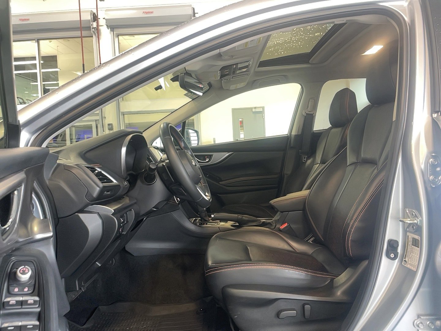 Used 2023 Subaru Crosstrek 2.5i Limited w/ Moonroof Package AWD/4WD image 5