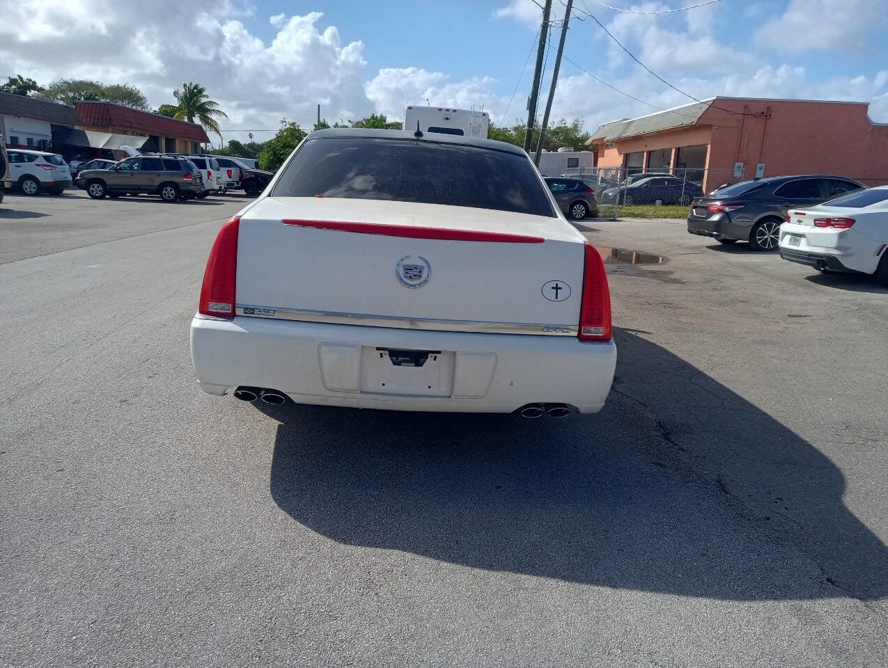 Used 2007 Cadillac DTS image 3