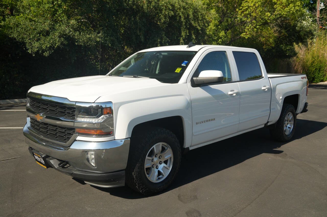 Used 2018 Chevrolet Silverado 1500 LT w/ All Star Edition AWD/4WD image 4
