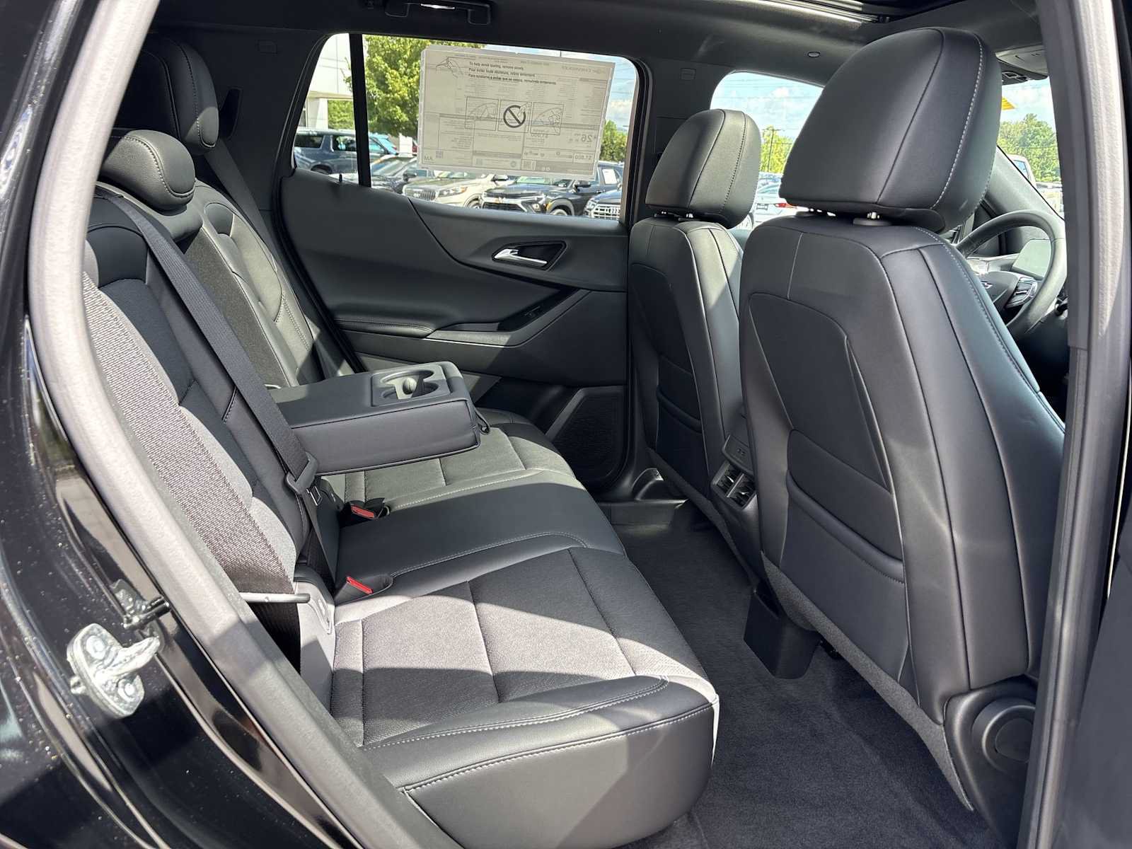 New 2027 Chevrolet Equinox LT w/ Convenience Package II AWD/4WD image 27
