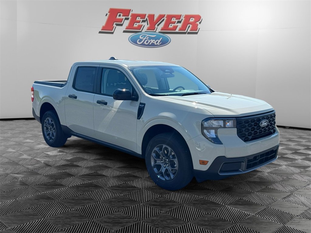 New 2025 Ford Maverick XLT w/ XLT Luxury Package image 3