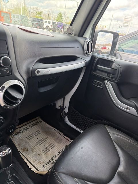 Used 2013 Jeep Wrangler Sahara AWD/4WD image 22
