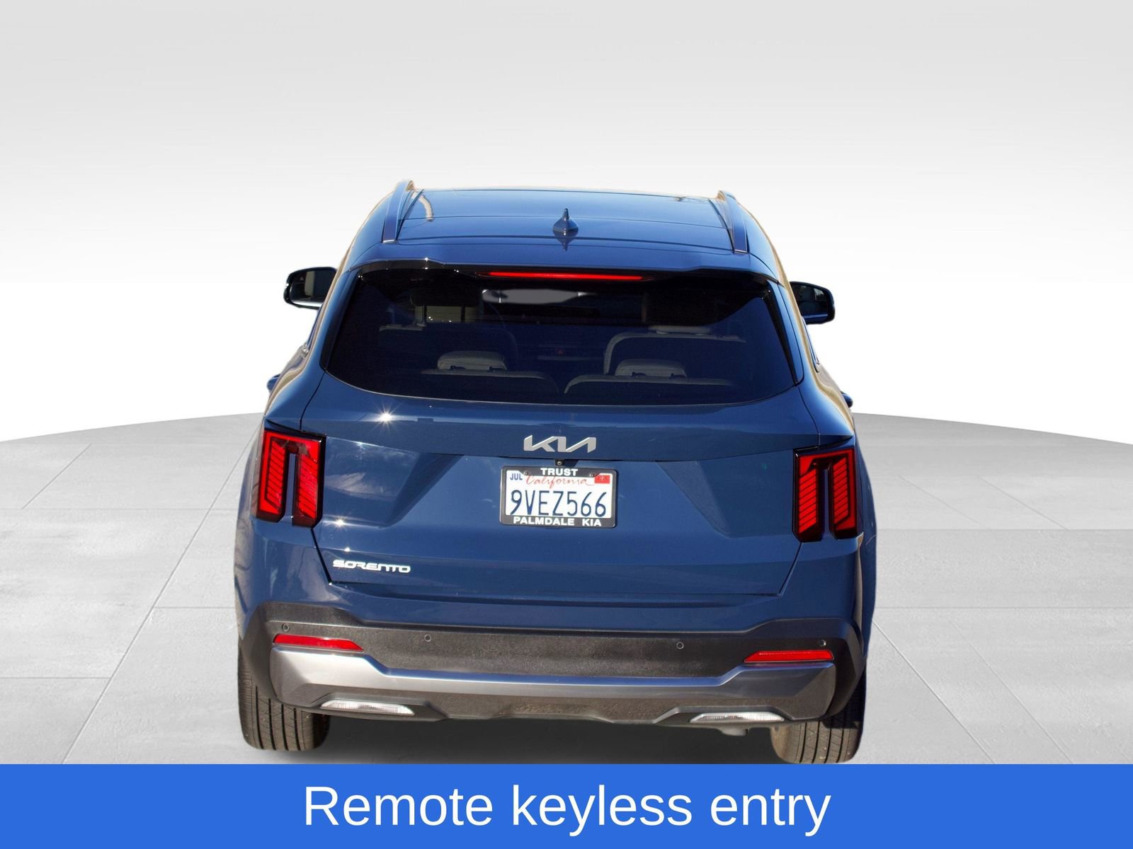 Used 2025 Kia Sorento SX FWD image 7