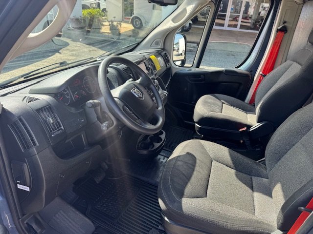 Used 2021 RAM ProMaster 3500 FWD image 9