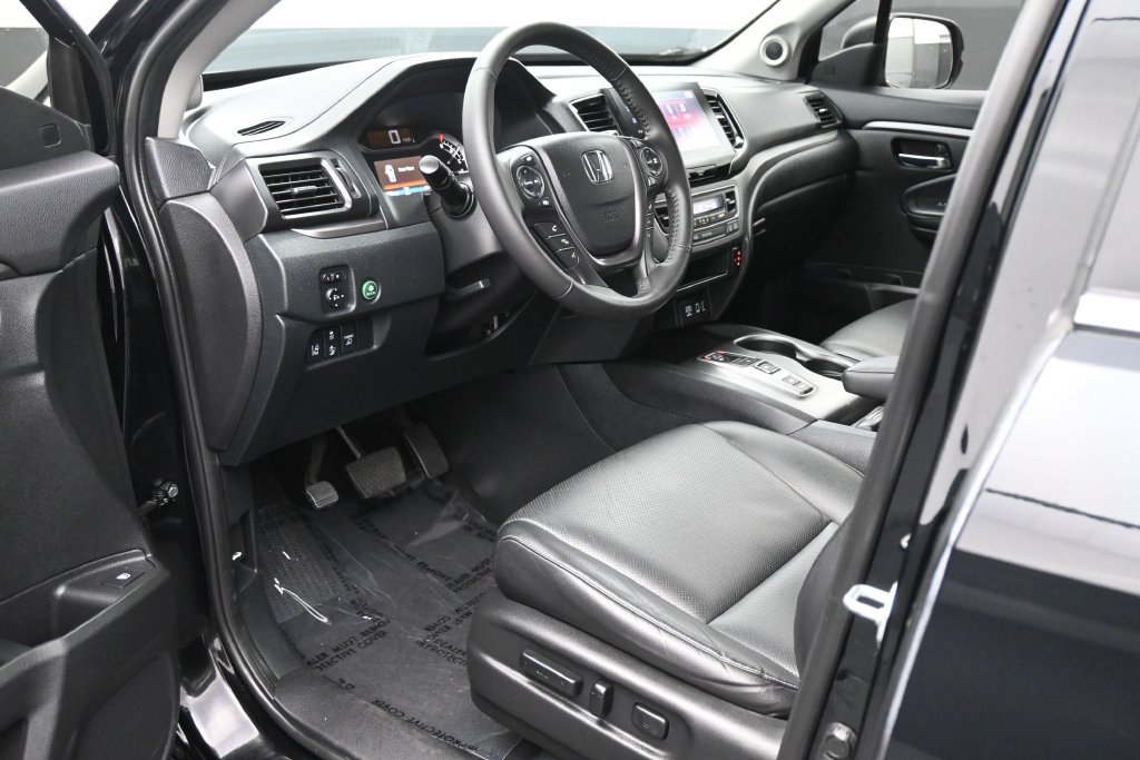 Used 2023 Honda Ridgeline RTL image 2