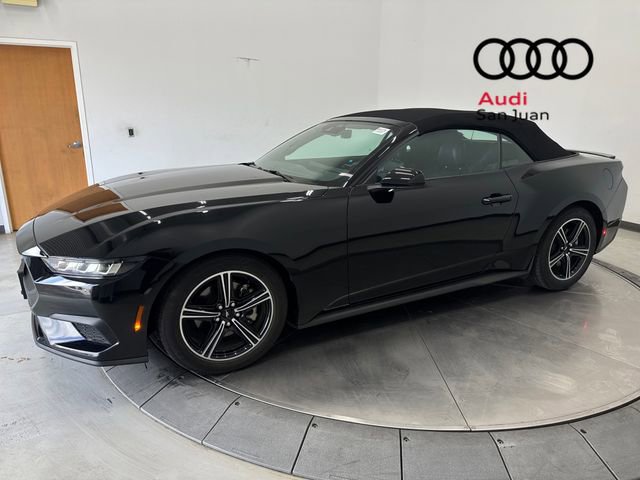 Used 2025 Ford Mustang Premium RWD image 40