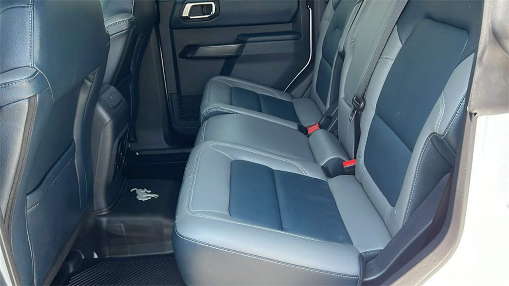 Used 2024 Ford Bronco Outer Banks image 29