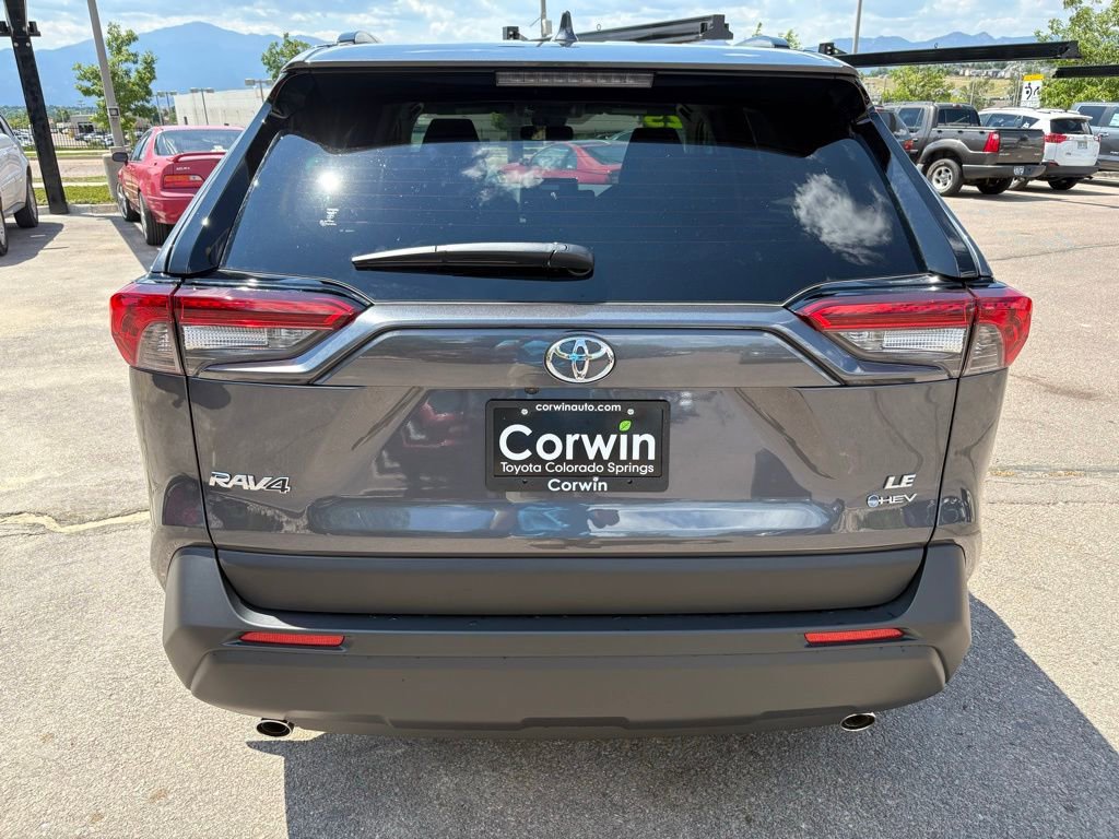 Used 2025 Toyota RAV4 LE image 8
