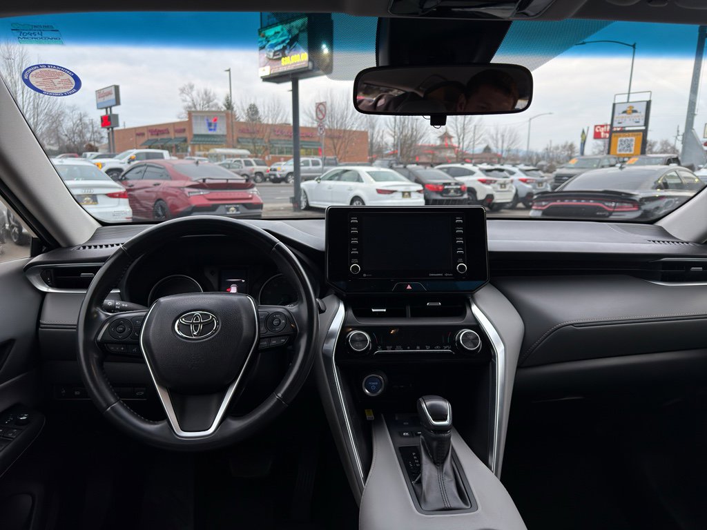 Used 2021 Toyota Venza LE image 13