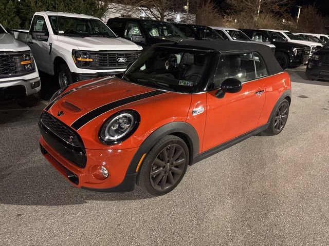 Used 2019 MINI Cooper S w/ Premium Package image 12