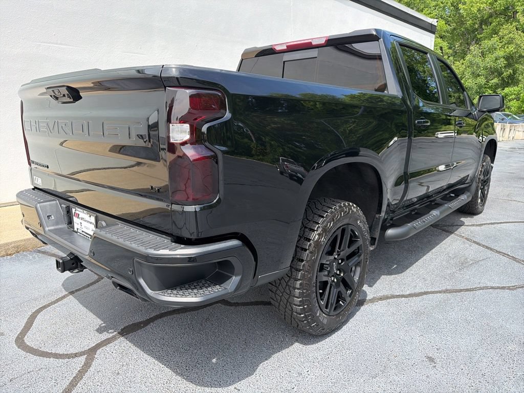 Used 2024 Chevrolet Silverado 1500 LT Trail Boss w/ LT Trail Boss Premium Package AWD/4WD image 13
