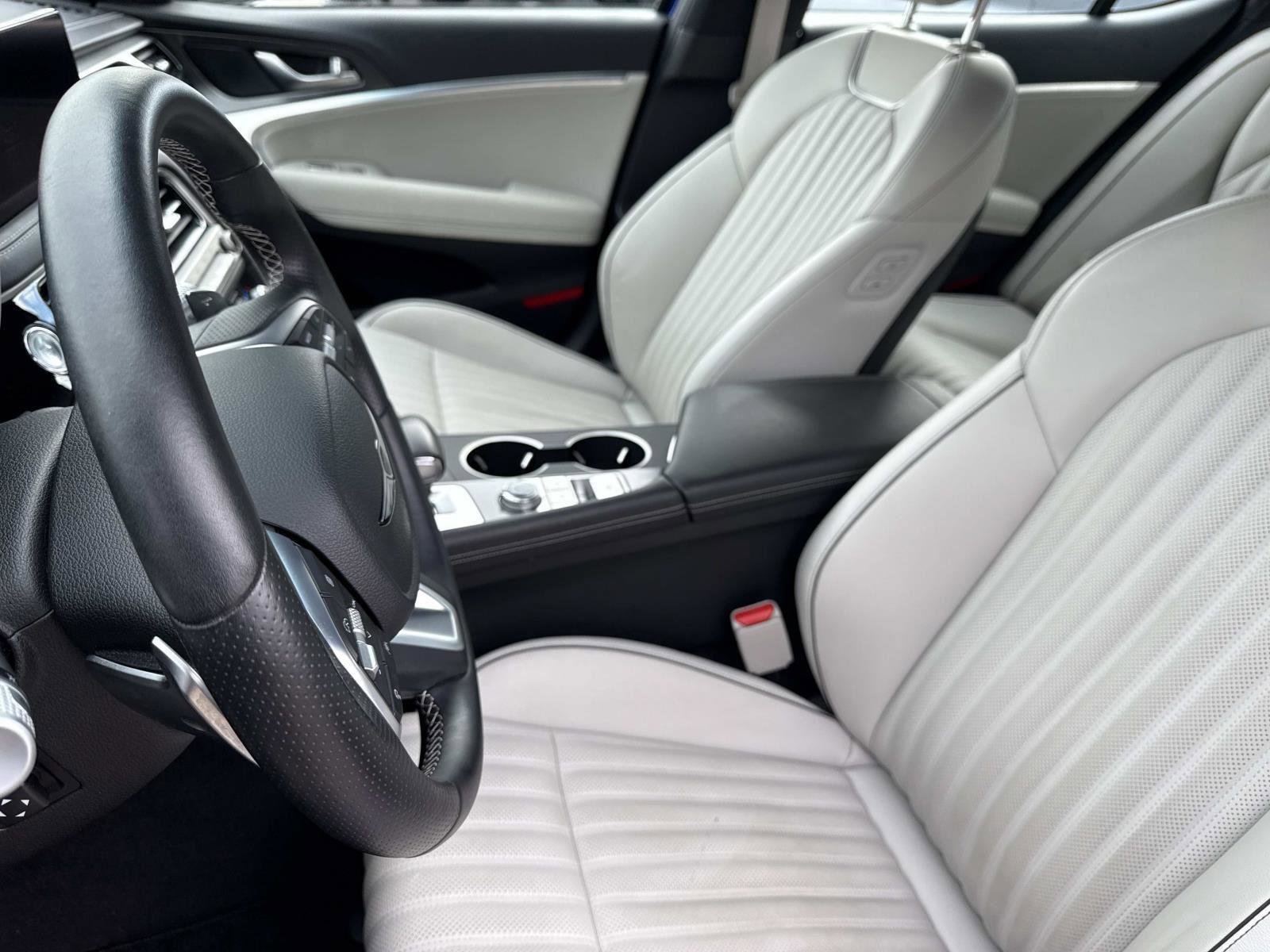 Used 2024 Genesis G70 2.5T w/ Sport Prestige Package image 20