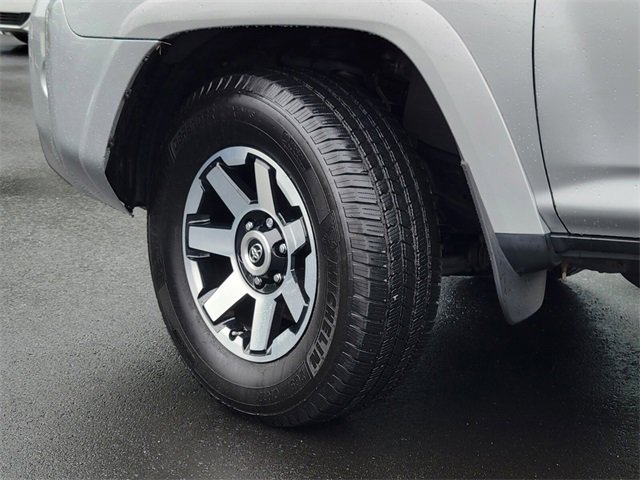 Used 2019 Toyota 4Runner TRD Off-Road Premium image 32