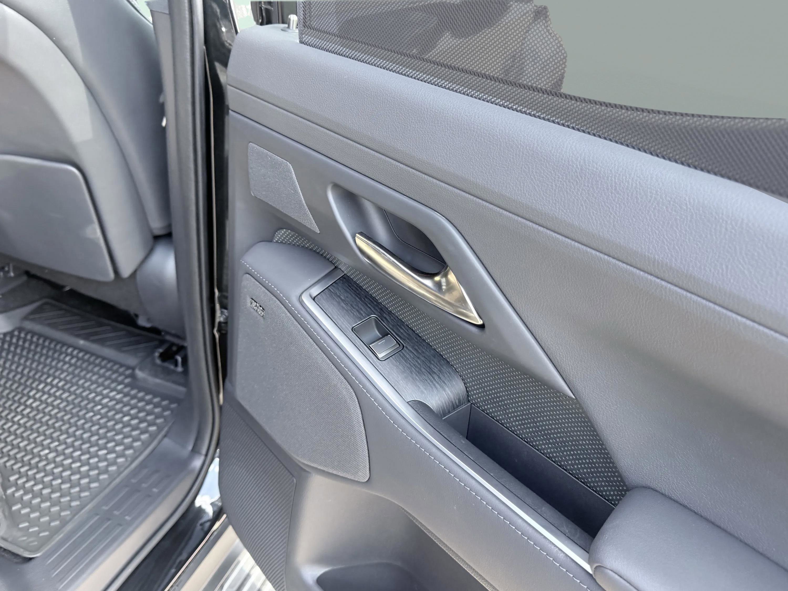 Used 2024 Lexus GX 550 image 22