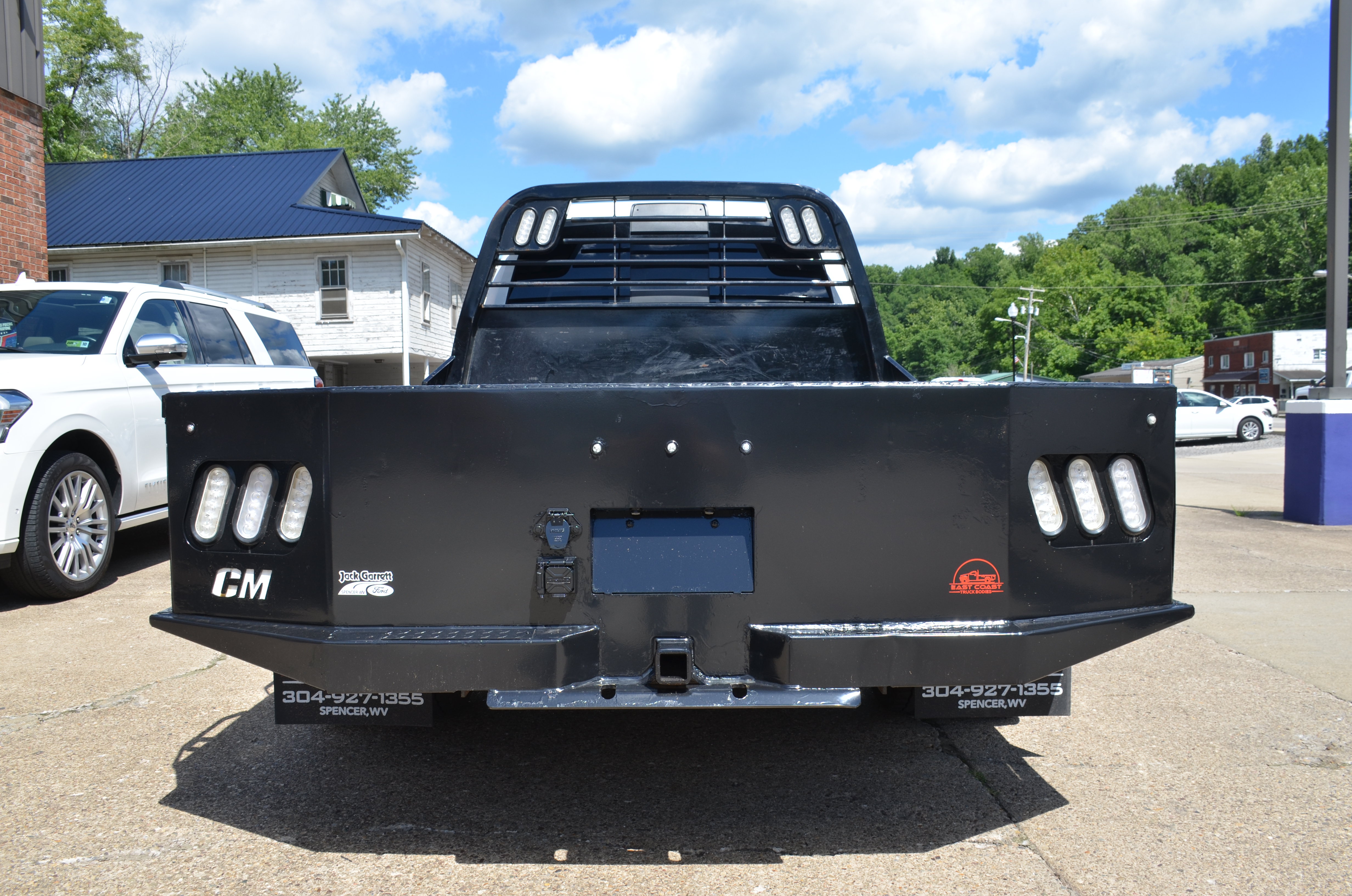 Used 2024 RAM 4500 SLT w/ Quick Order Package 2YG SLT AWD/4WD image 6